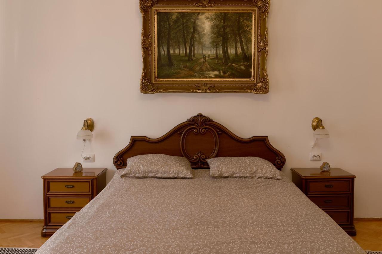 Illo Tempore - Ultracentral Apartment Сигишоара Экстерьер фото